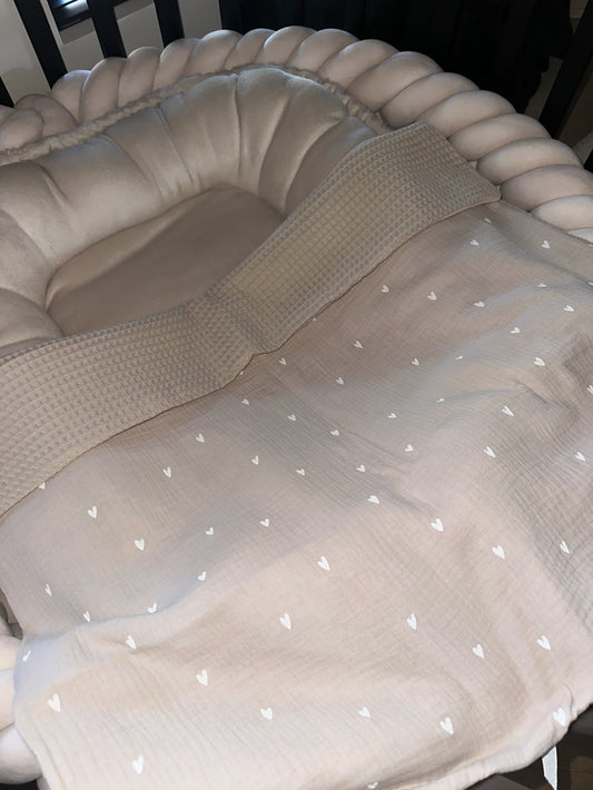 Wiegdeken Hartjes Beige